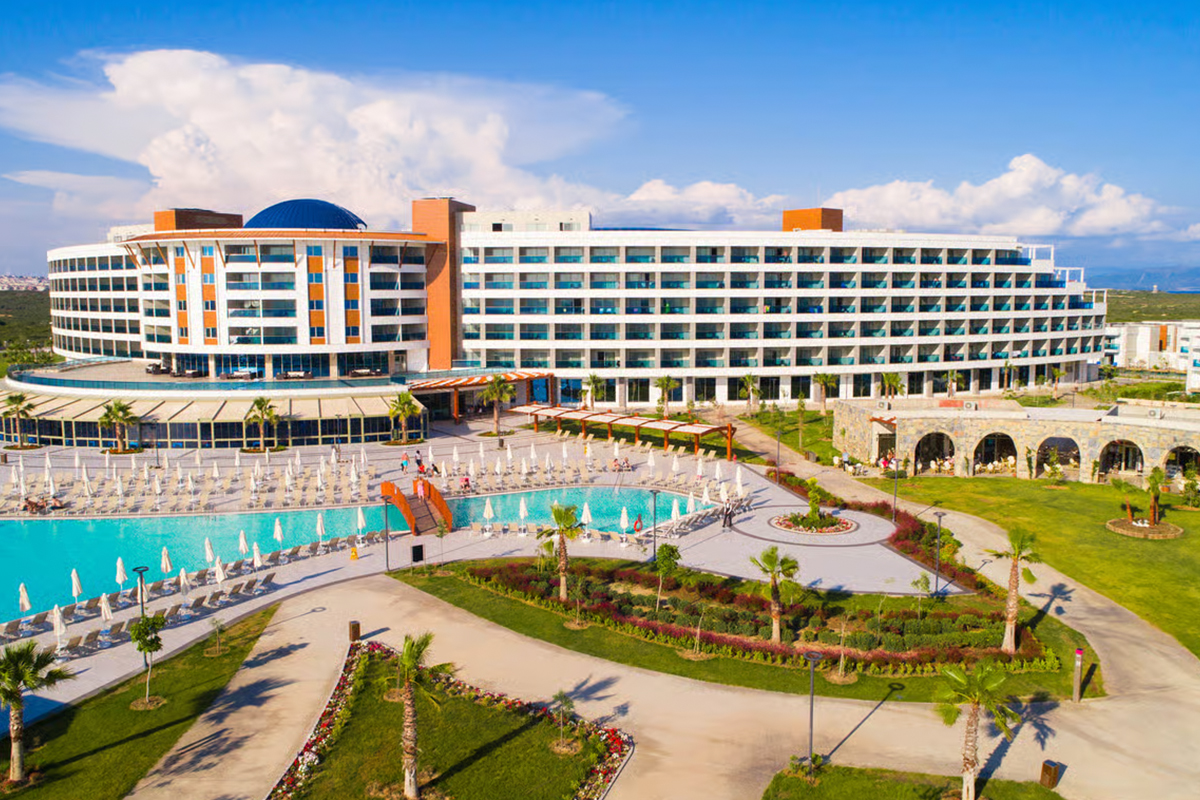 Aquasis Deluxe Resort
